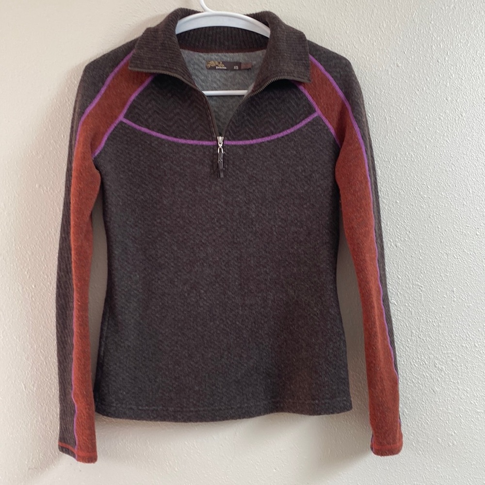 PrAna Wool blend sweater. Excellent, gently used condition.